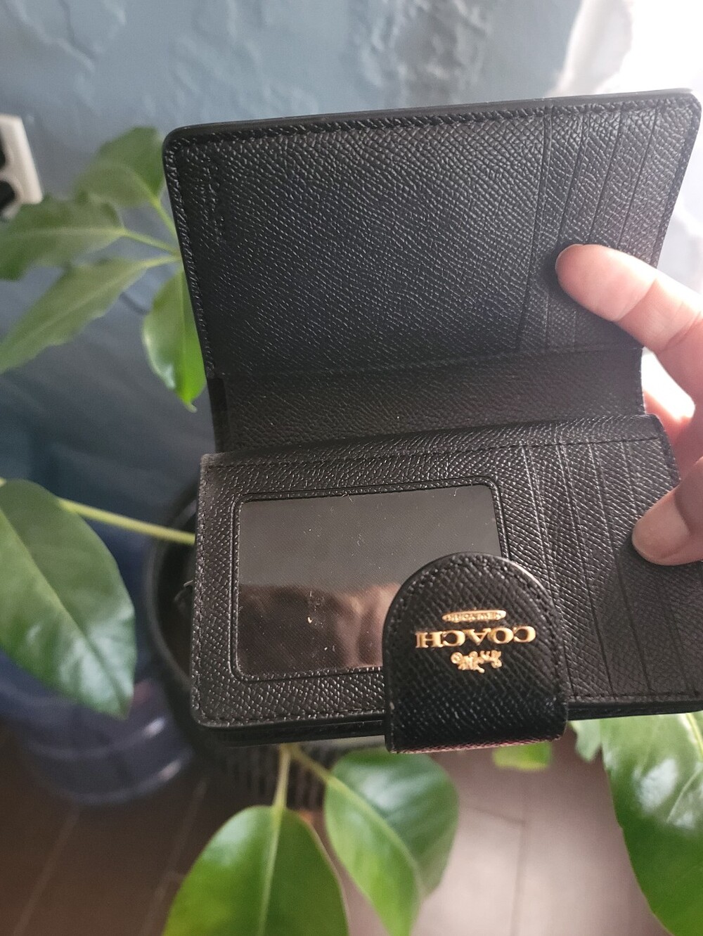 Coach Black Wallet - Picture 3 of 8